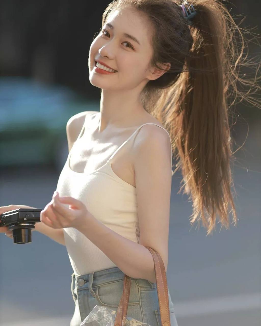 亞瑟在線(xiàn)中文影院