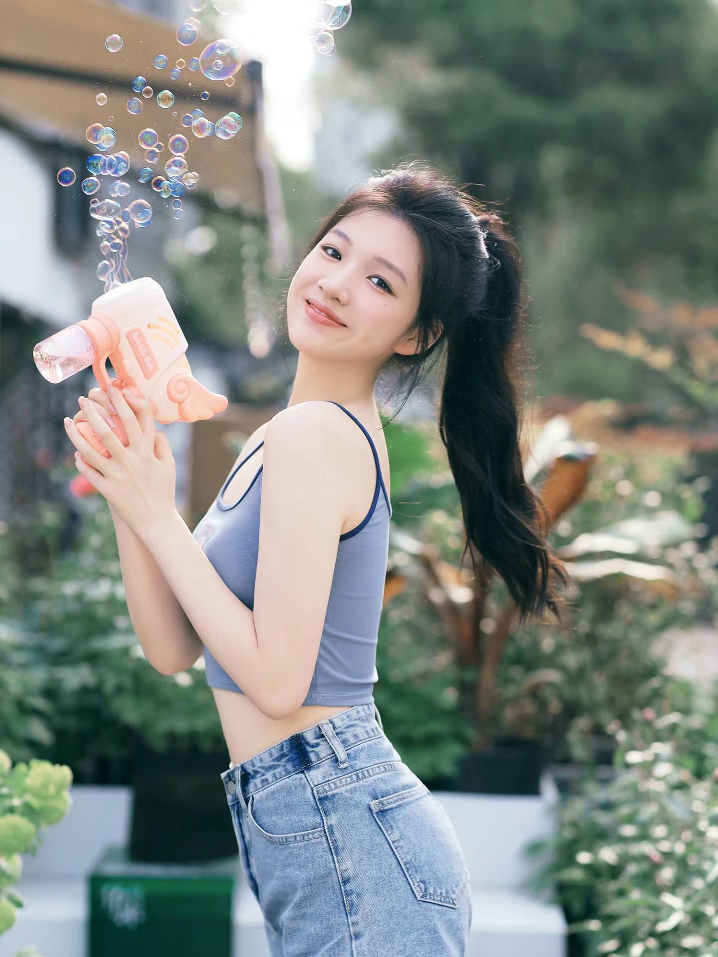 在線(xiàn)日產(chǎn)精品一區(qū)