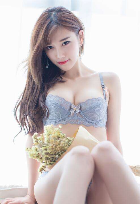 成人午夜視頻一區二區國語(yǔ)