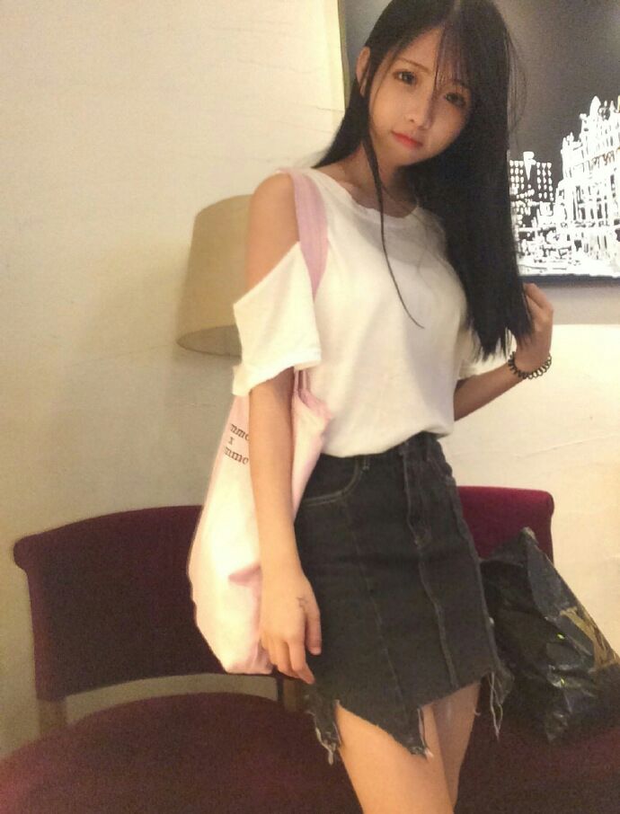 精品國產(chǎn)午夜肉倫倫影院