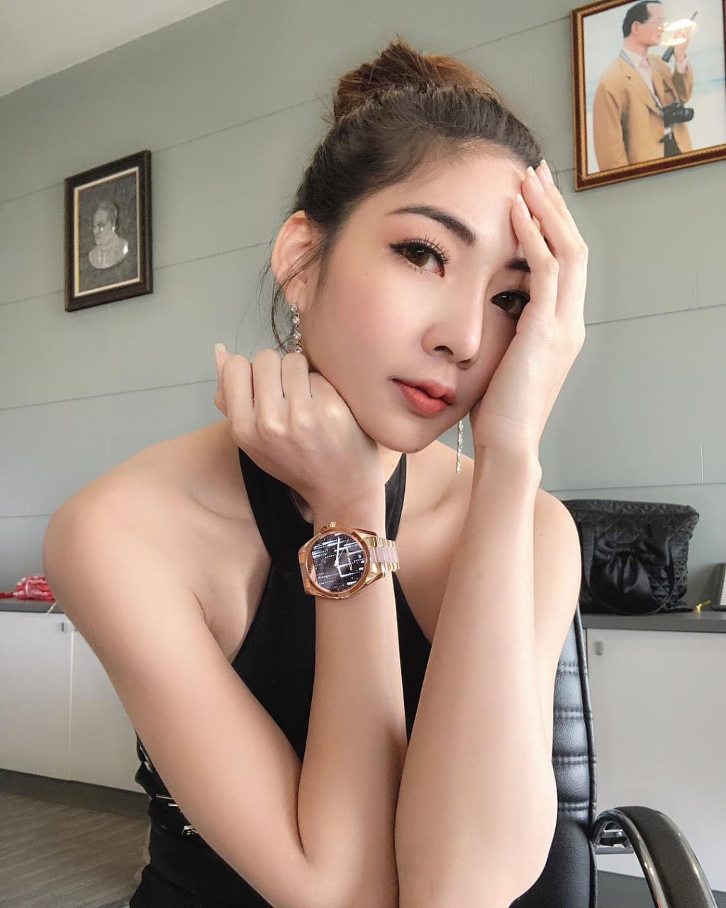 456亞洲人成在線(xiàn)播放網(wǎng)站