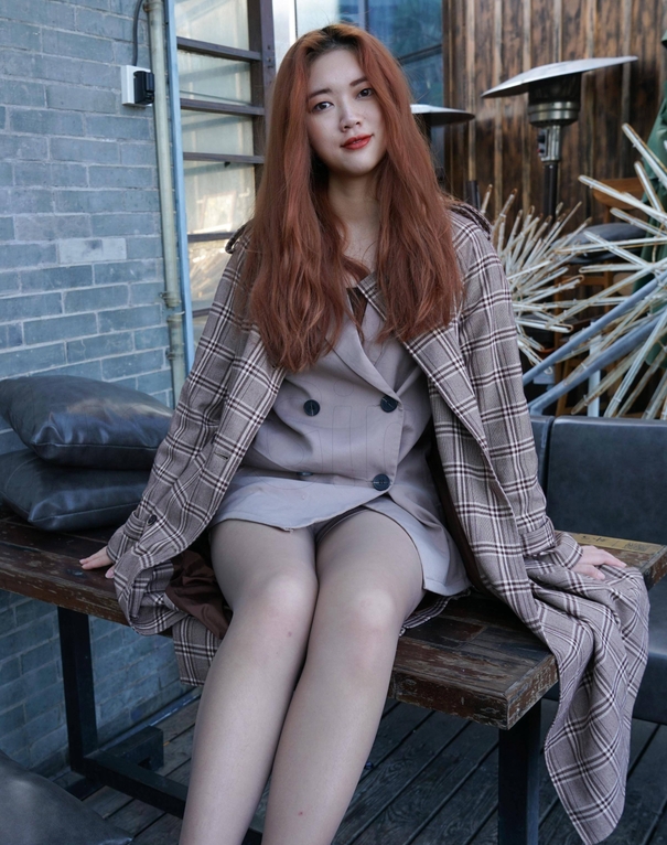 性一亂一交一A片.看A片